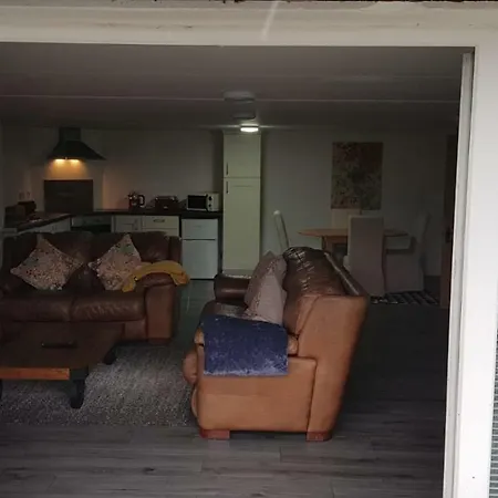 Apartment Owl Rathmullan